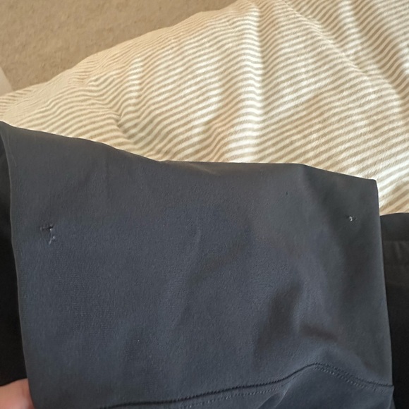 LULULEMON SLIM FIT COMMISSION PANT SIZE 33 LENGTH 28 - Picture 6 of 6